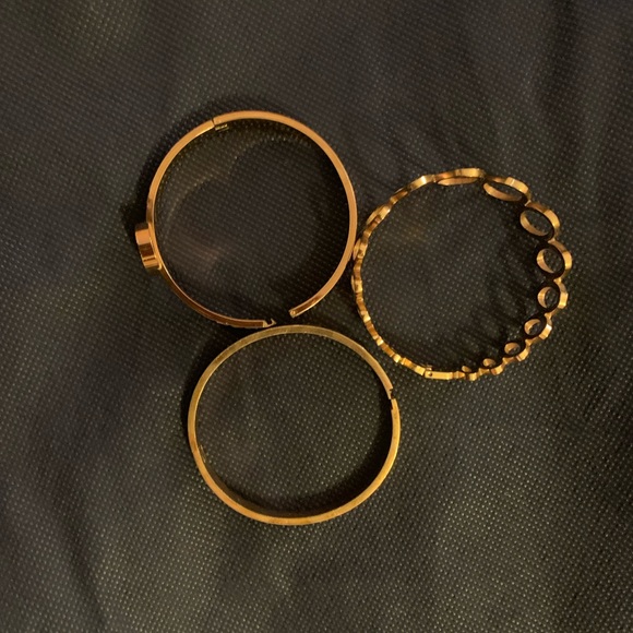 Bangle bracelets - Picture 12 of 16